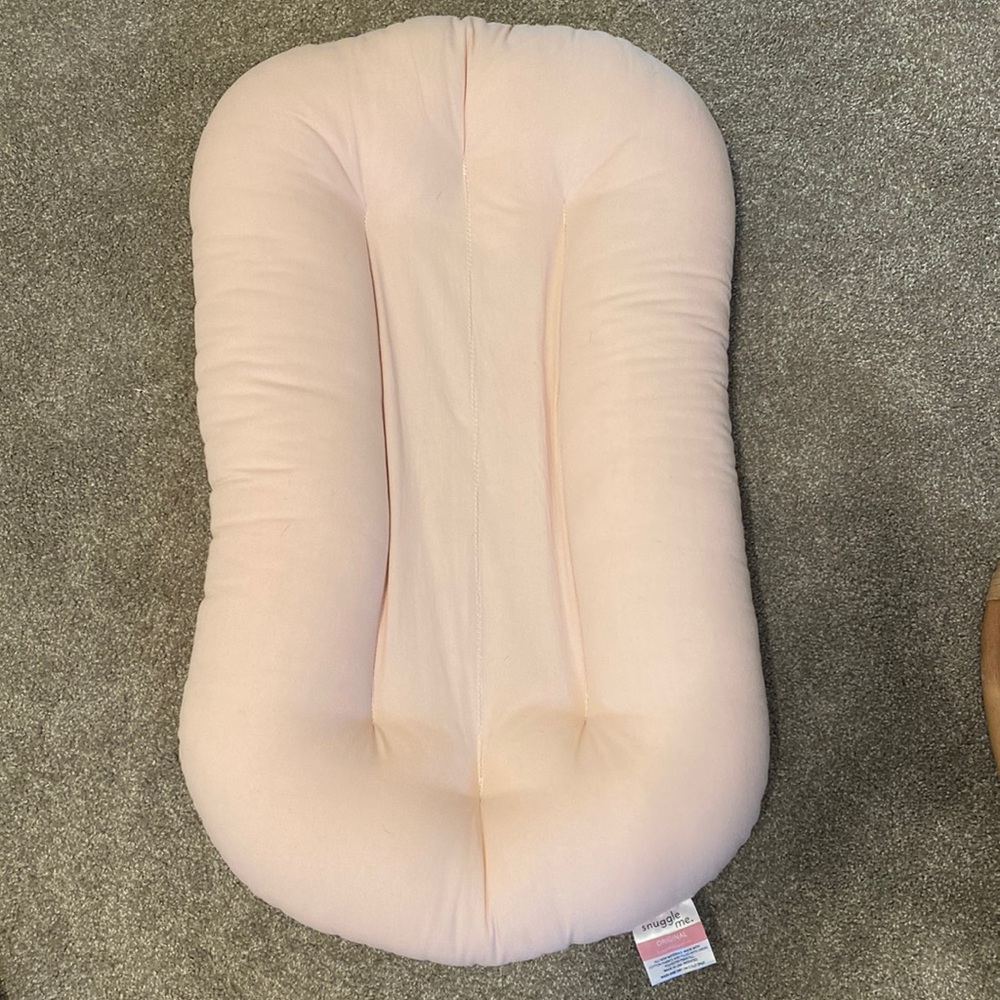 Pink snuggle me organic